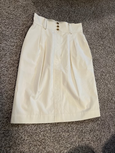 Chanel logo skirt gold - logo,